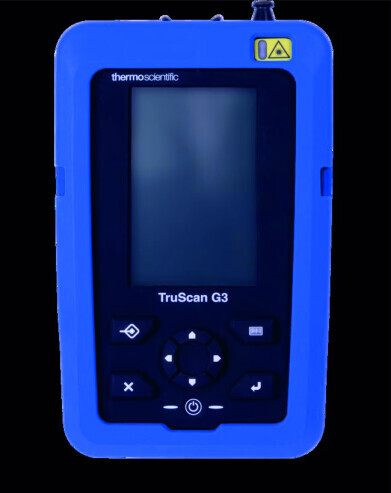 Advanced handheld Raman analyser for pharmaceutical applications