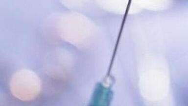 Melanoma vaccine clinical trial enlisting patients