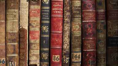 What Do Old Books Smell Of?