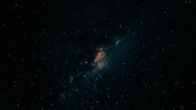 Analysing Space Dust for the Ingredients of Life Using Chromatography