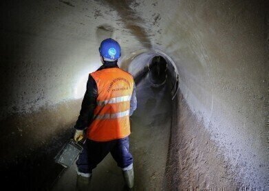 Why Do Sewers Smell? Chromatography Takes on a Dirty Job