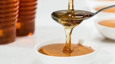 Toxins in Honey — Chromatography Investigates