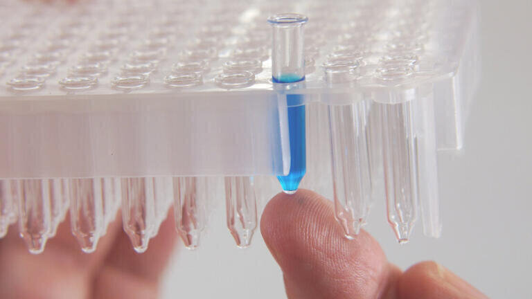 Universal 2 Dimensional (U-2D) 96 Well Plates for Better Sample Management Control