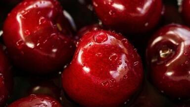 Cherry-Flavoured Electronic Cigarettes Show High Levels of Benzaldehyde