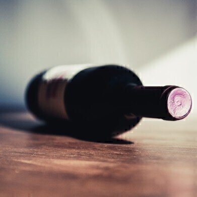 What Causes that Old Wine Smell? Chromatography Explores!
