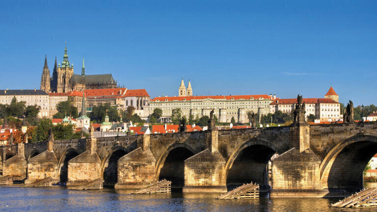 The 45th International Symposium on High Performance Liquid Phase Separations and Related Techniques - HPLC 2017 Prague