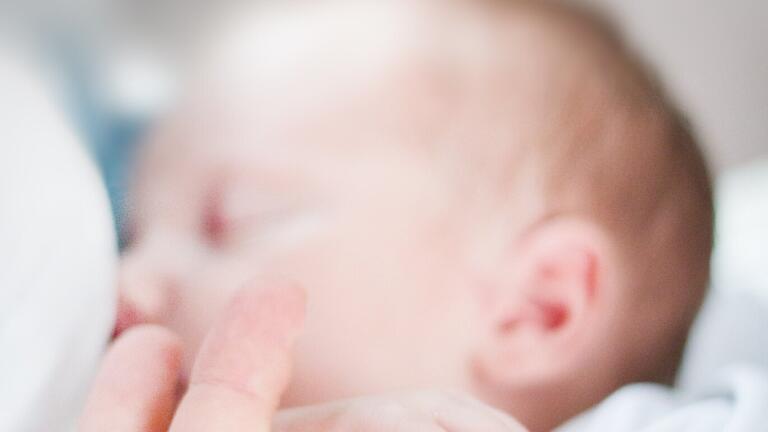 Chromatography Investigates OPEs in Breast Milk