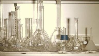 Selecting an organic modifier for reversed-phase chromatography