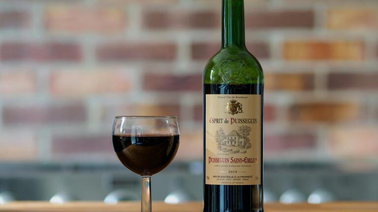 Ultra-high performance liquid chromatography used to measure tannins in wines
